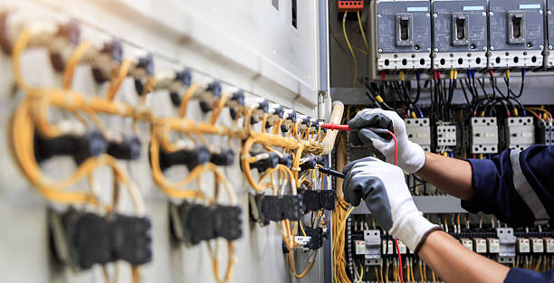 Professional Electrician technician working in Rialto, CA